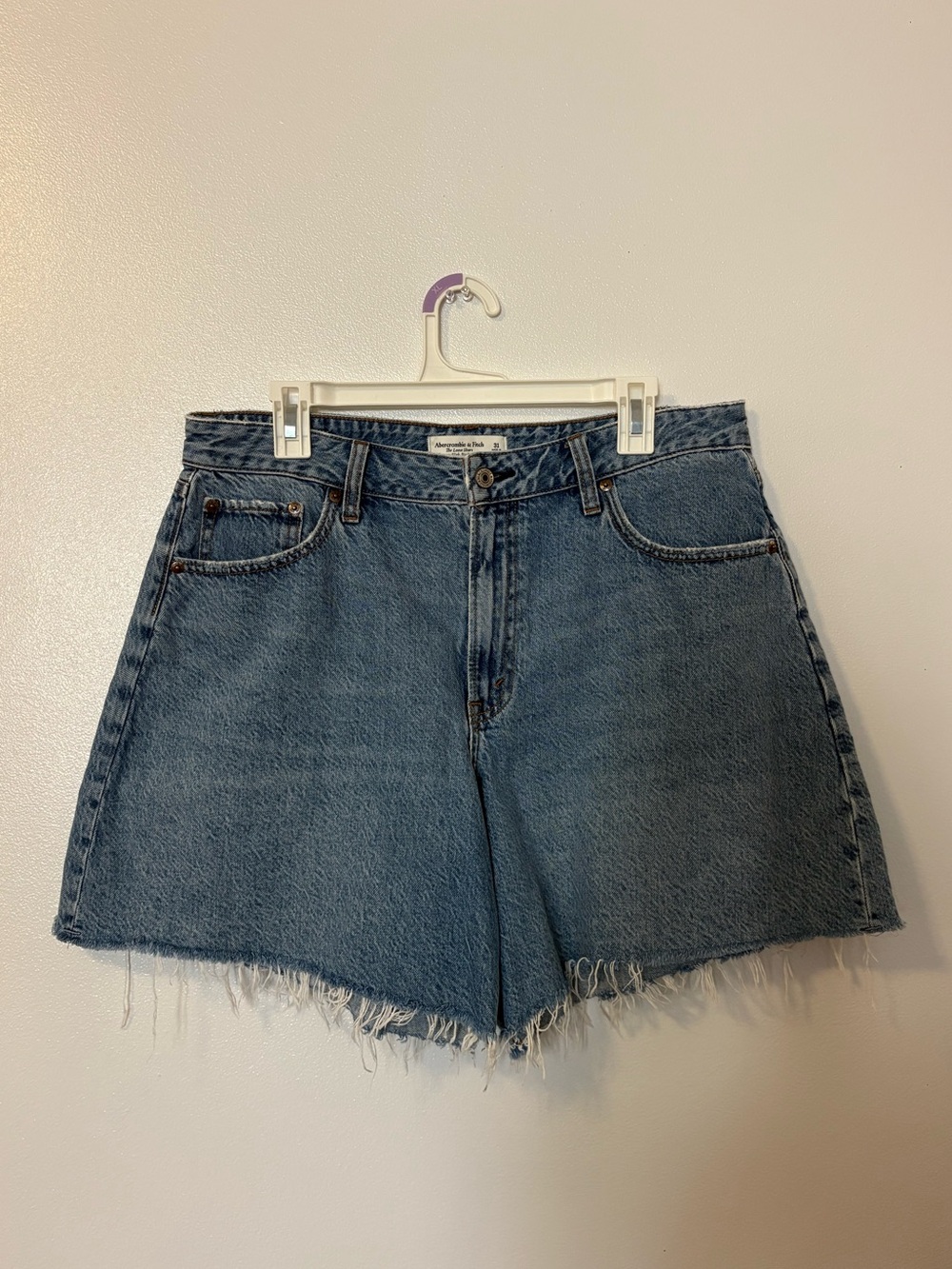 Abercrombie Loose High Rise Shorts - Picture 3 of 6